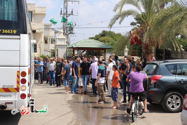 كفرقاسم -فيديو : حجا مبرور وسعيا مشكورا .. حجاج حافلة الحاج احمد الصوص تصل البلدة بسلام ودموع الفرح تغمر الجميع 